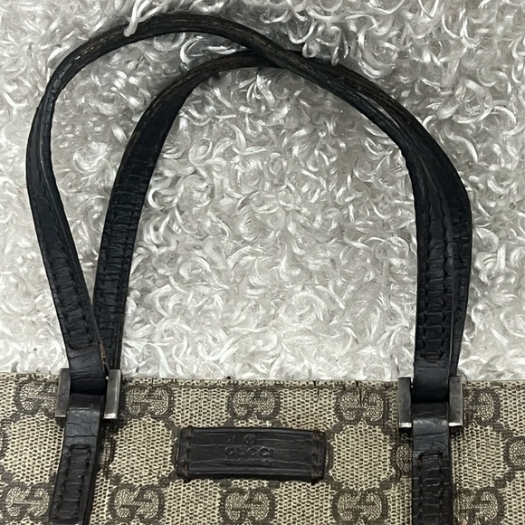 Gucci GG Plus Monogram Flat Vertical Tote - Picture 5 of 15